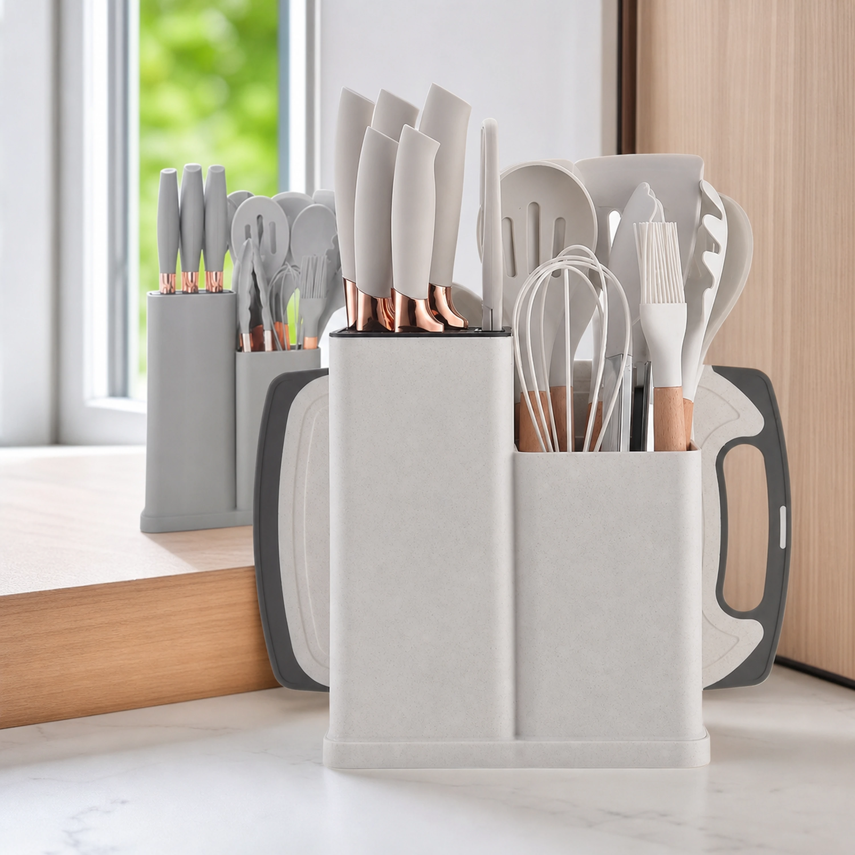 Juego de 19 Utensilios de Cocina para Preparar Alimentos de Silicona, Madera, Acero Inoxidable y Plástico Verde Claro / Verde Oscuro / Blanco Marfil / Negro 19 Piezas