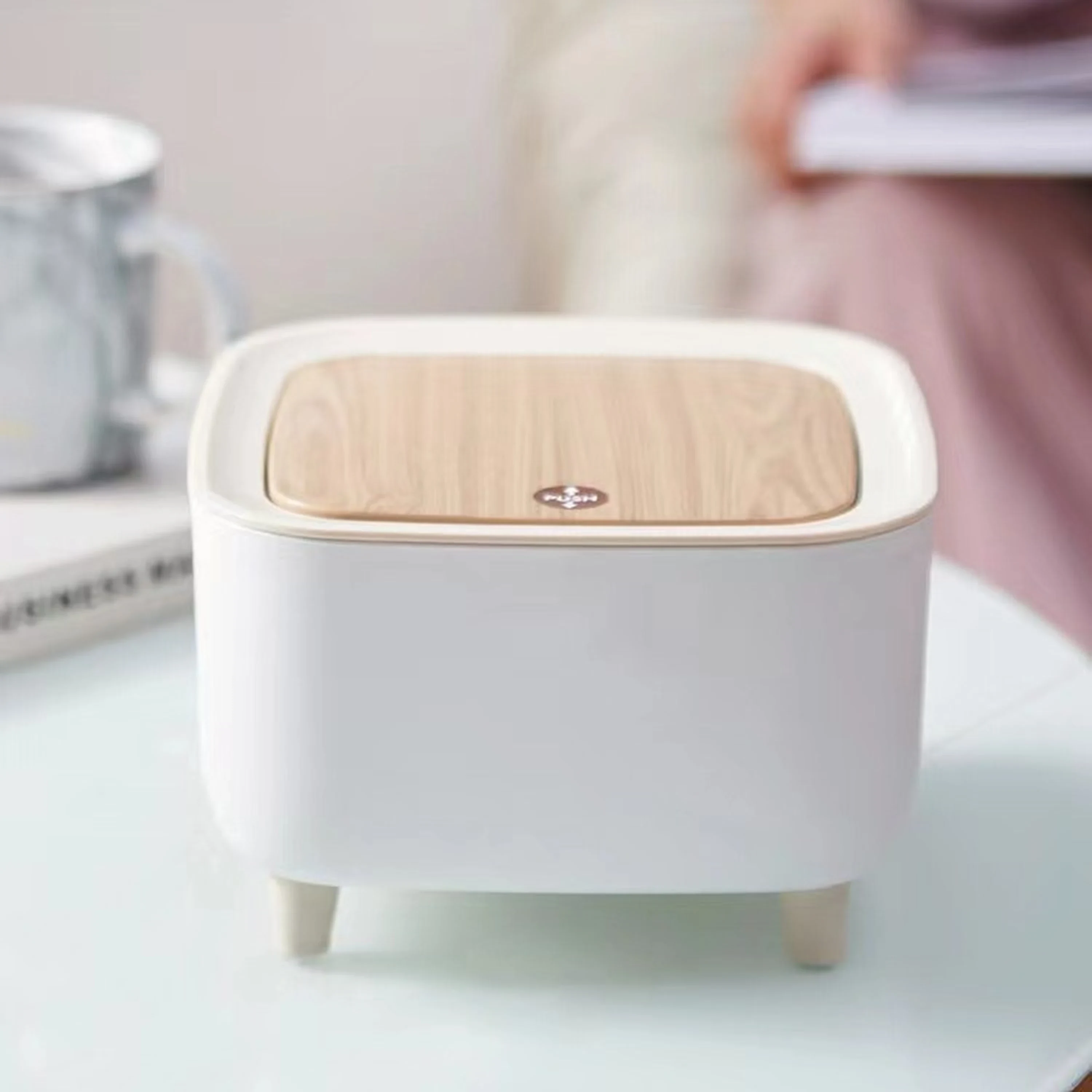 Cubo de Basura 17.4*17.4*10.8cm de Plástico